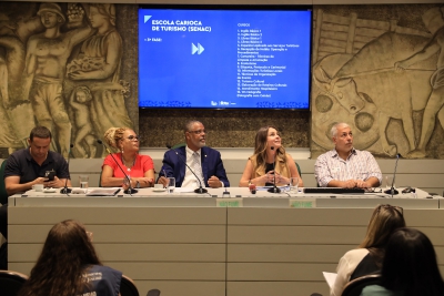 Secretaria de Turismo do Rio apresenta dados à comissão responsável pelo tema em reunião interna