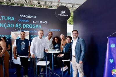 Praça da cidadania: comissões atendem a população em dois dias de evento na Cinelândia