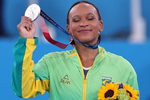 Medalhista de ouro em Tóquio, Rebeca Andrade receberá título de Cidadã Honorária do Rio