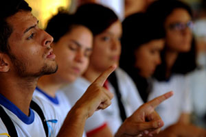 Agora é lei: Escolas da rede municipal terão ensino de Libras