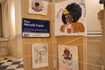 Câmara sedia exposição “Um bordado para Marielle”, em homenagem à vereadora Marielle Franco